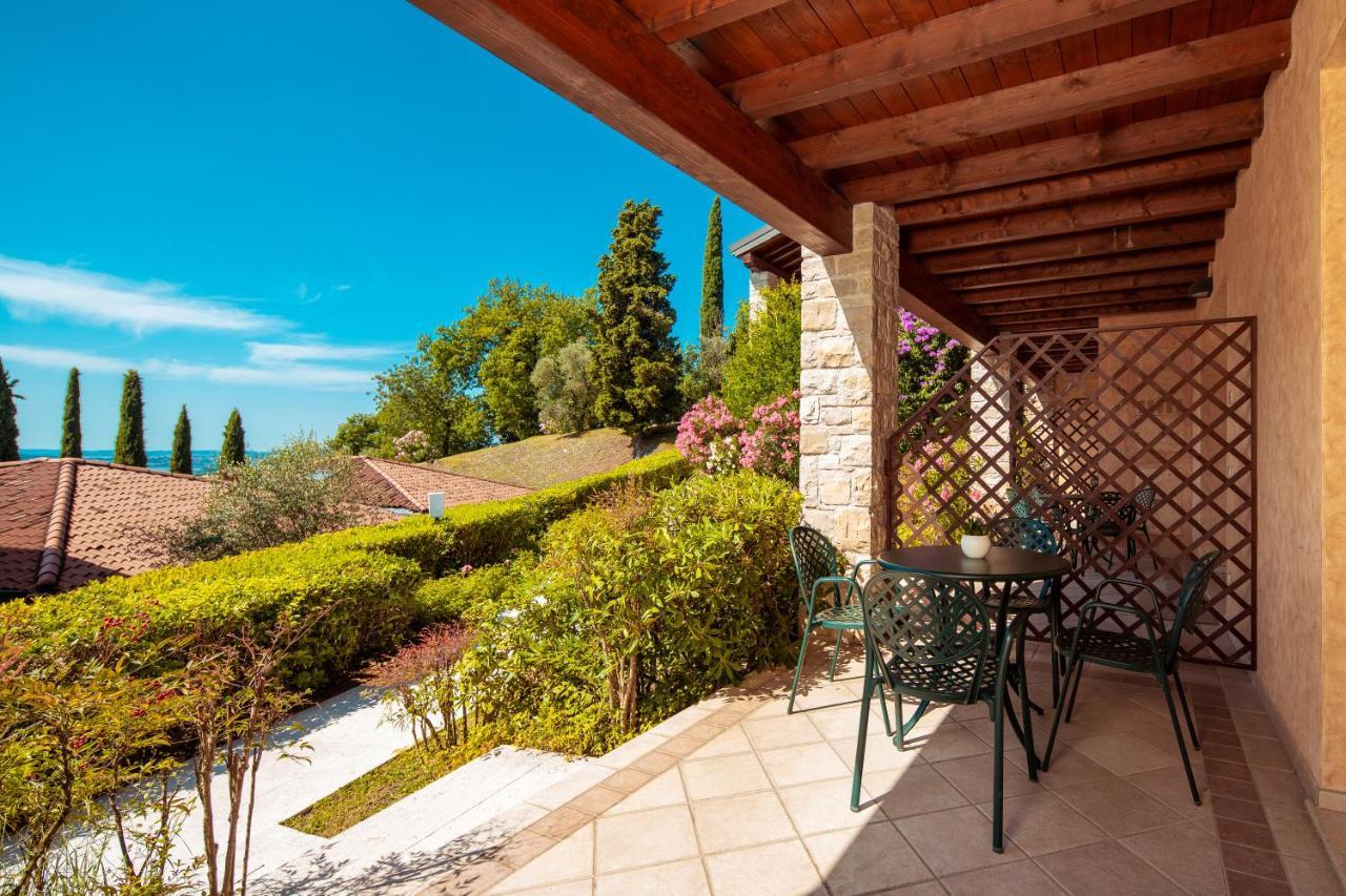 Domina Borgo Degli Ulivi - Garda Lake Gardone Riviera Extérieur photo