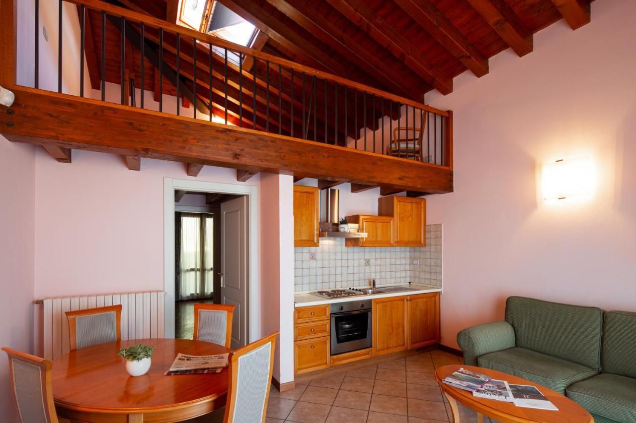 Domina Borgo Degli Ulivi - Garda Lake Gardone Riviera Extérieur photo