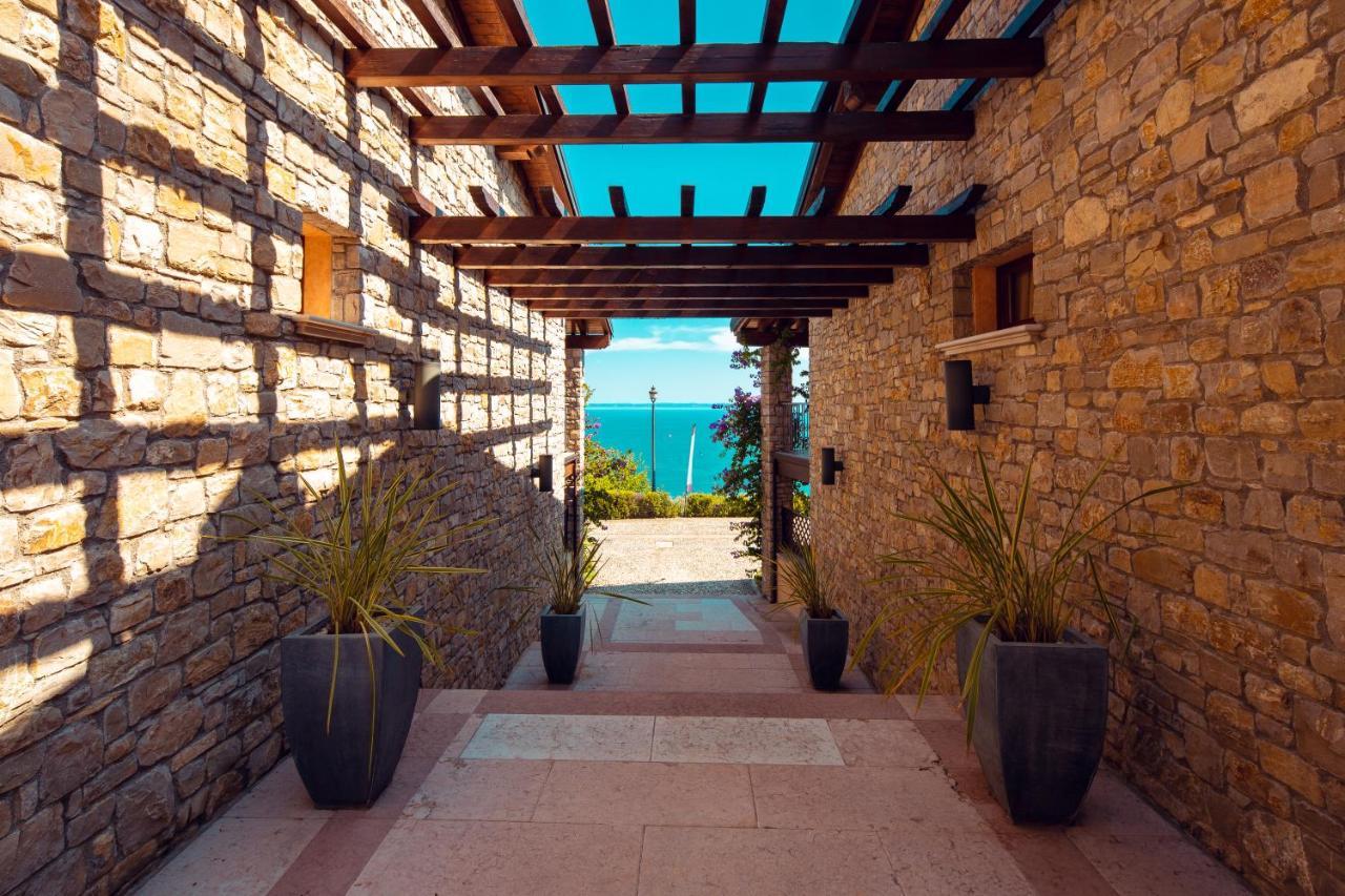 Domina Borgo Degli Ulivi - Garda Lake Gardone Riviera Extérieur photo