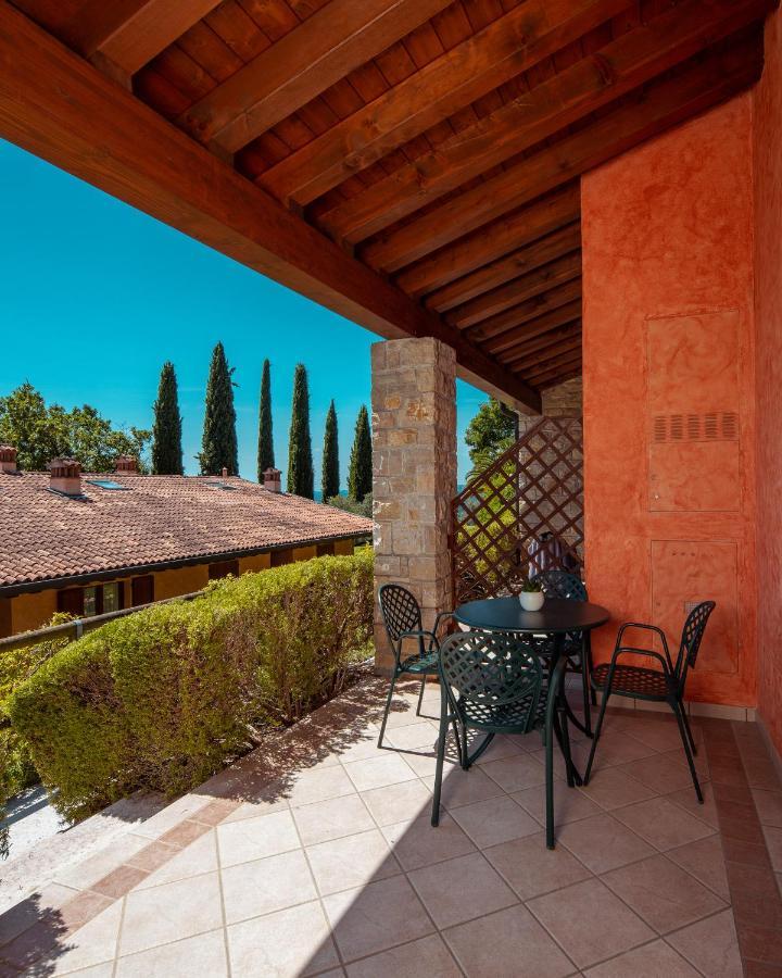 Domina Borgo Degli Ulivi - Garda Lake Gardone Riviera Extérieur photo