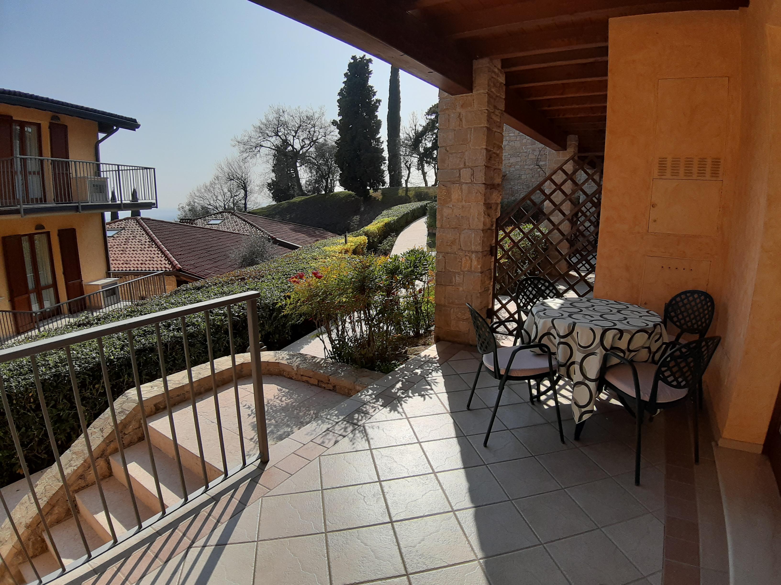 Domina Borgo Degli Ulivi - Garda Lake Gardone Riviera Extérieur photo