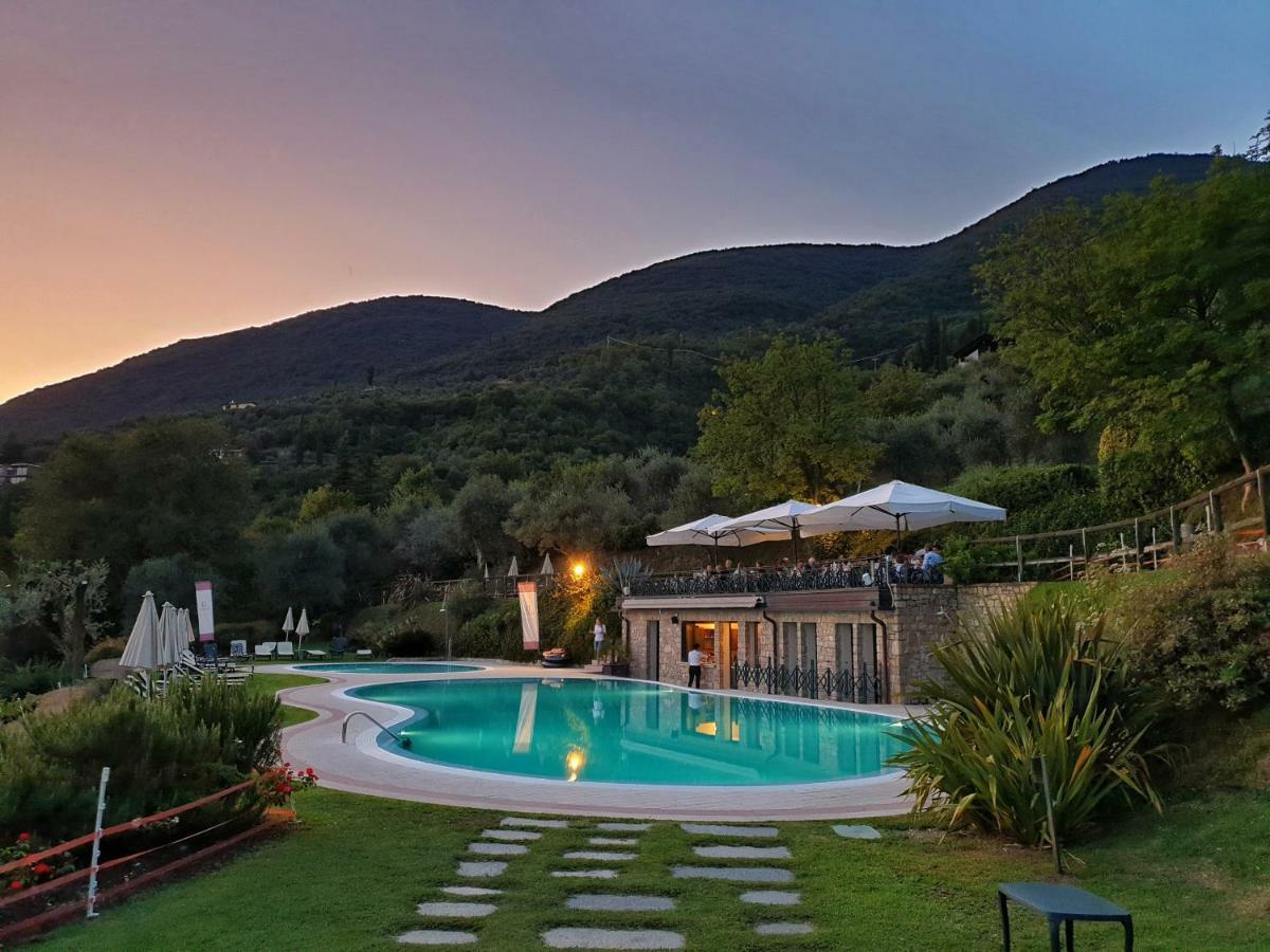 Domina Borgo Degli Ulivi - Garda Lake Gardone Riviera Extérieur photo
